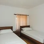 Πανσιόν Guest Parents House Μπεράτ