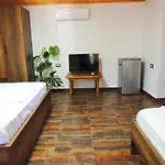 Πανσιόν Guest Parents House 3*