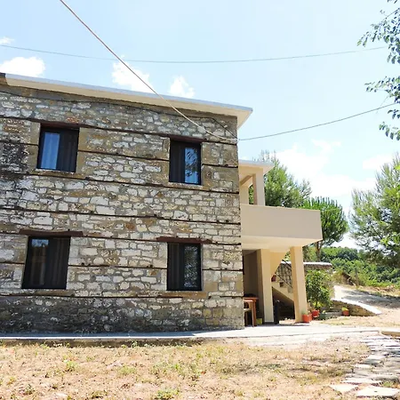 Guest Parents House بيت ضيافة بيرات