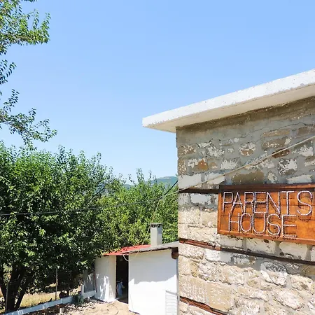 Guest Parents House بيت ضيافة 3*