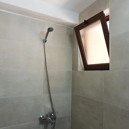 Guest Parents House بيرات
